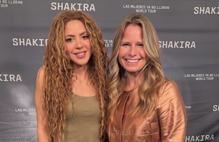 Shakira SOle Onetto