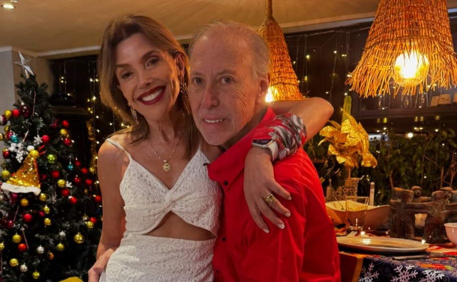 Carolina Arregui y Roy Sothers durante la última Navidad