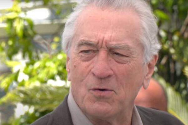 De Niro se desahoga en Cannes apuntando a Trump: “Los artistas somos una amenaza para los fascistas de todo el mundo” De Niro este martes en Cannes