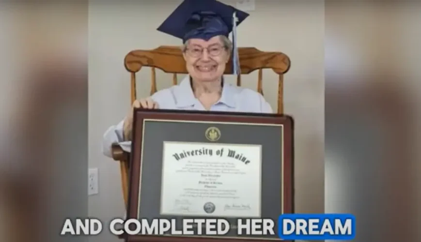 Adulta mayor se graduó a los 88 años 3 Adulta mayor Joan Alexander 2