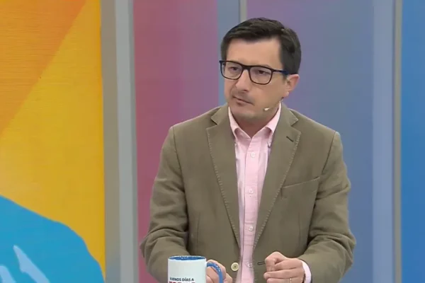 Alberto Precht lapidario ante crítica por salir en TV con parálisis facial Alberto Precht