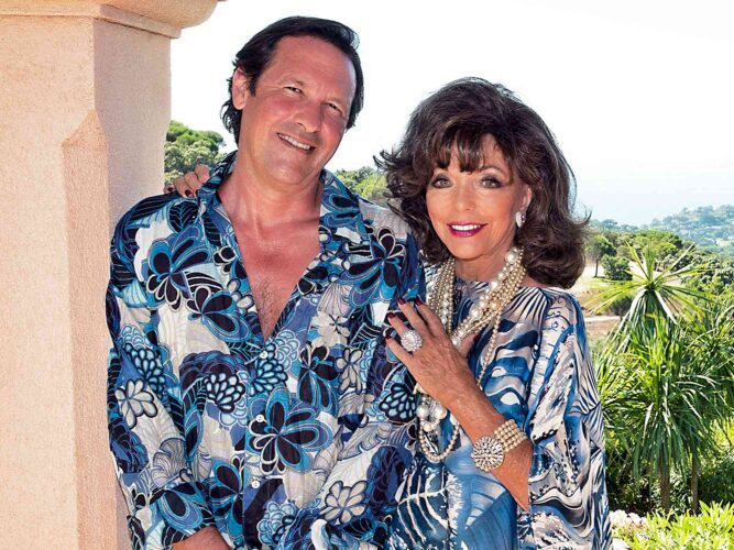 Más años, más estilo: 15 parejas donde ellas llevan la delantera 7 Joan Collins y Percy Gibson