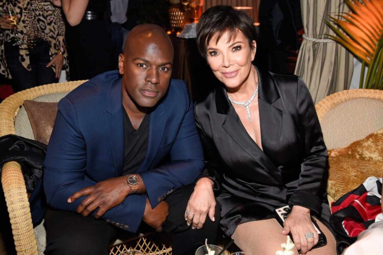 Más años, más estilo: 15 parejas donde ellas llevan la delantera 3 Kris Jenner y Corey Gamble