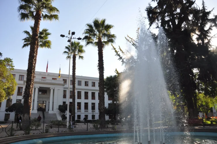 plaza nunoa scaled 1